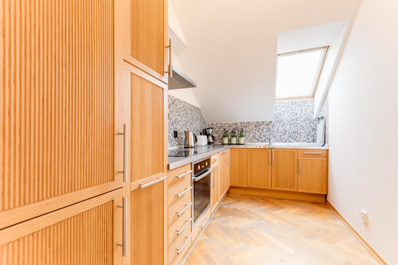 Jt'S Apartments Bilkova Str. Прага Екстер'єр фото