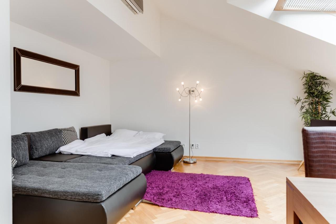 Jt'S Apartments Bilkova Str. Прага Екстер'єр фото
